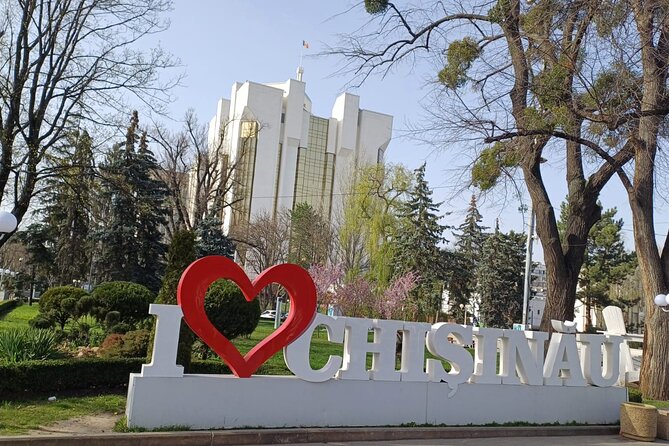 2.5 hours Walking City tour Chisinau Moldova - Key highlights in plain terms