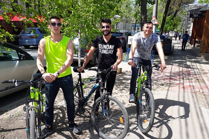 Chisinau Bike Rental - Logistics that matter: what is included, what is not