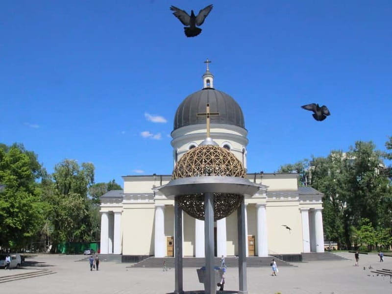 Chisinau: City Highlights Private Walking Tour - Chisinau wine history: from Soviet-era scale to local identity