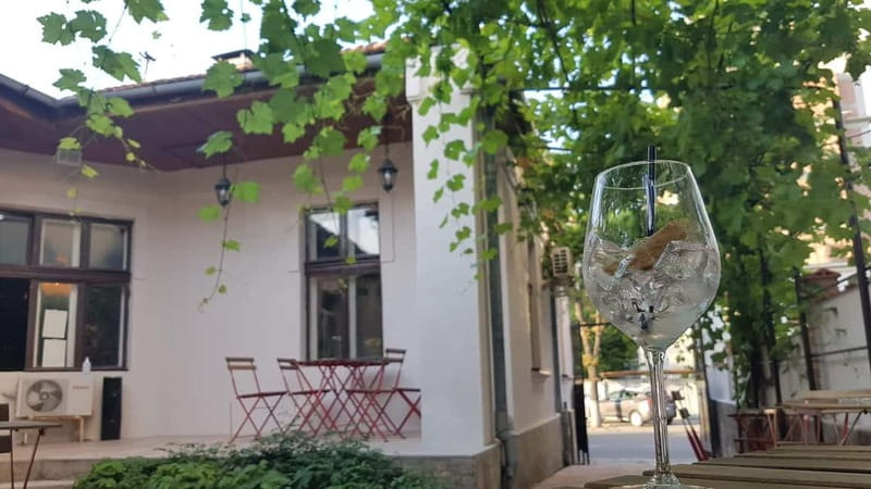Chisinau: Cocktail Bar & Pub Crawl and Wine Bars - The Organ Hall and City Hall Stops You Can Actually Appreciate