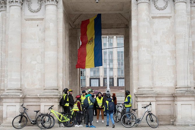 Chisinau Half-Day Private Tour by Bike with Local Guide - How the guide frames Chisinau’s layered past while you ride