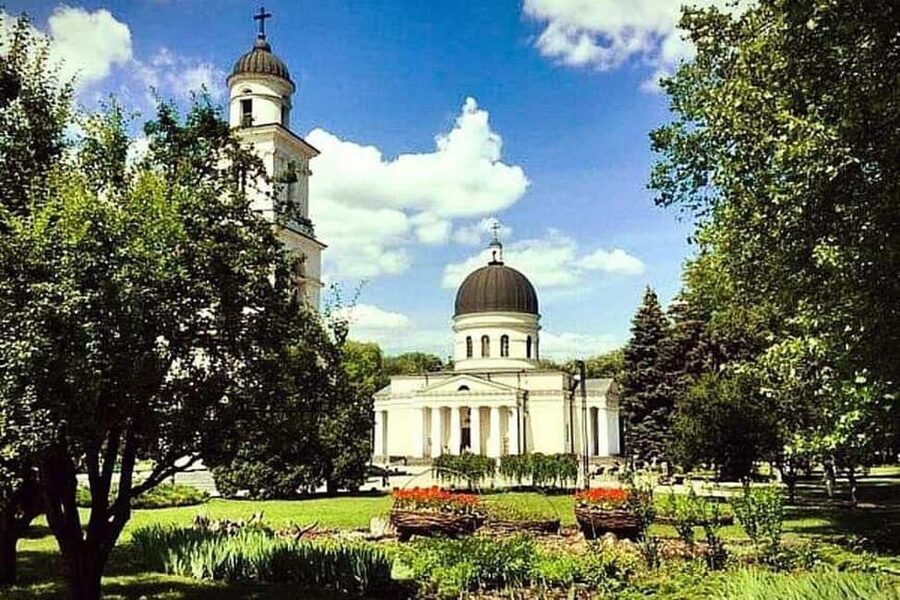 Chisinau Private City Tour - Walking Chisinau like a local, not a checklist