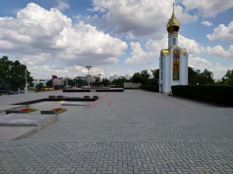 from Moldova:Tour to Soviet Transnistria with Cognac - Soviet Transnistria in one day: what you are really signing up for
