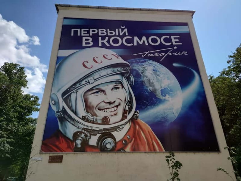 from Moldova:Tour to Soviet Transnistria with Cognac - Bender: fortress time, monuments, and market breaks