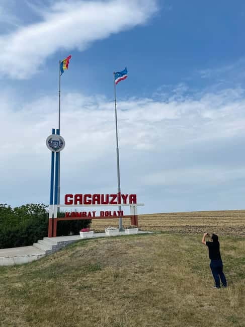 Gagauzia: day tour in Gagauzia and Manuc Bei Mansion - Manuc Bei Mansion: The 19th-Century Estate You Will Actually Enjoy Walking