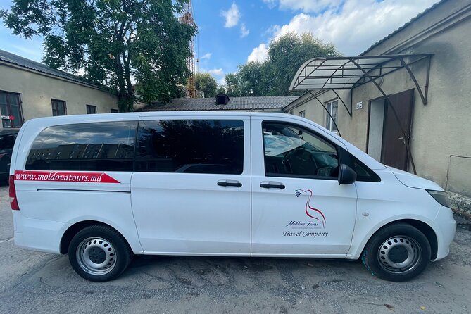 Private Transfer to or from Chisinau Airport - Quick hits before you land