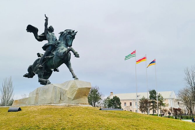Soviet Heritage of Transnistria and Castle Mimi Winery - Key things to know before you go