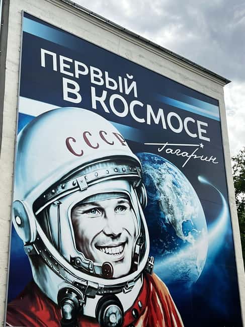 Soviet Secrets of Transnistria: Safe Tour to Bender - Tiraspol free time: shopping and sightseeing with cash ready