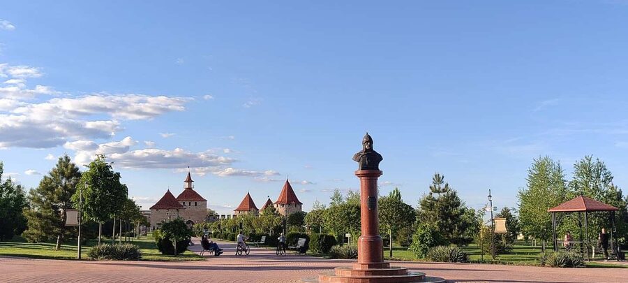 Soviet Secrets of Transnistria: Safe Tour to Bender - What you get for $124: value in a day trip with real friction