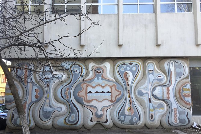 Tiraspol must-see tour with Anton Dendemarchenko - Pridnestrovie - Kvint optional walk: culture without turning it into a tasting day