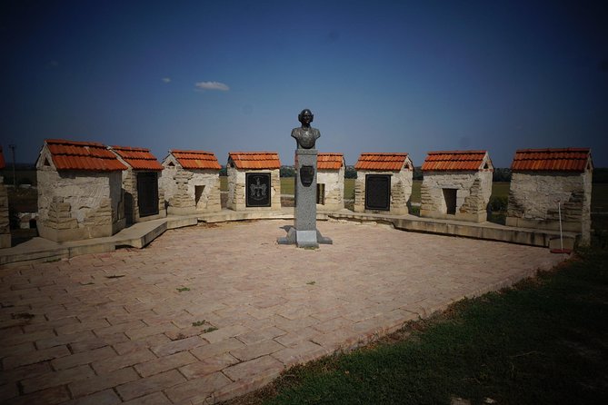 Transnistria - country within another country - Bender city time: walking the Dniester-side streets