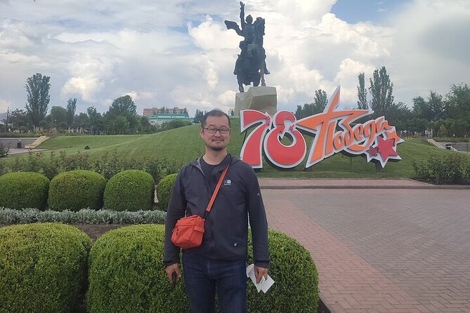 Transnistria tour - County does not Exist ! - The exclusion zone feeling: long enough to absorb, guided enough to understand