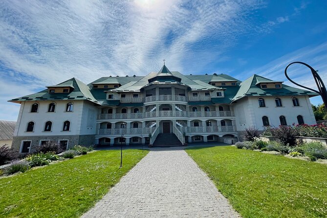 Visit Chateau Purcari Winery and Marta & Maria Monastery - Price and value: why $195 can actually feel fair